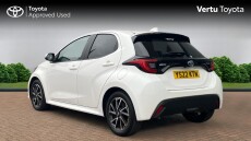 Toyota Yaris 1.5 Hybrid Design 5dr CVT Hybrid Hatchback